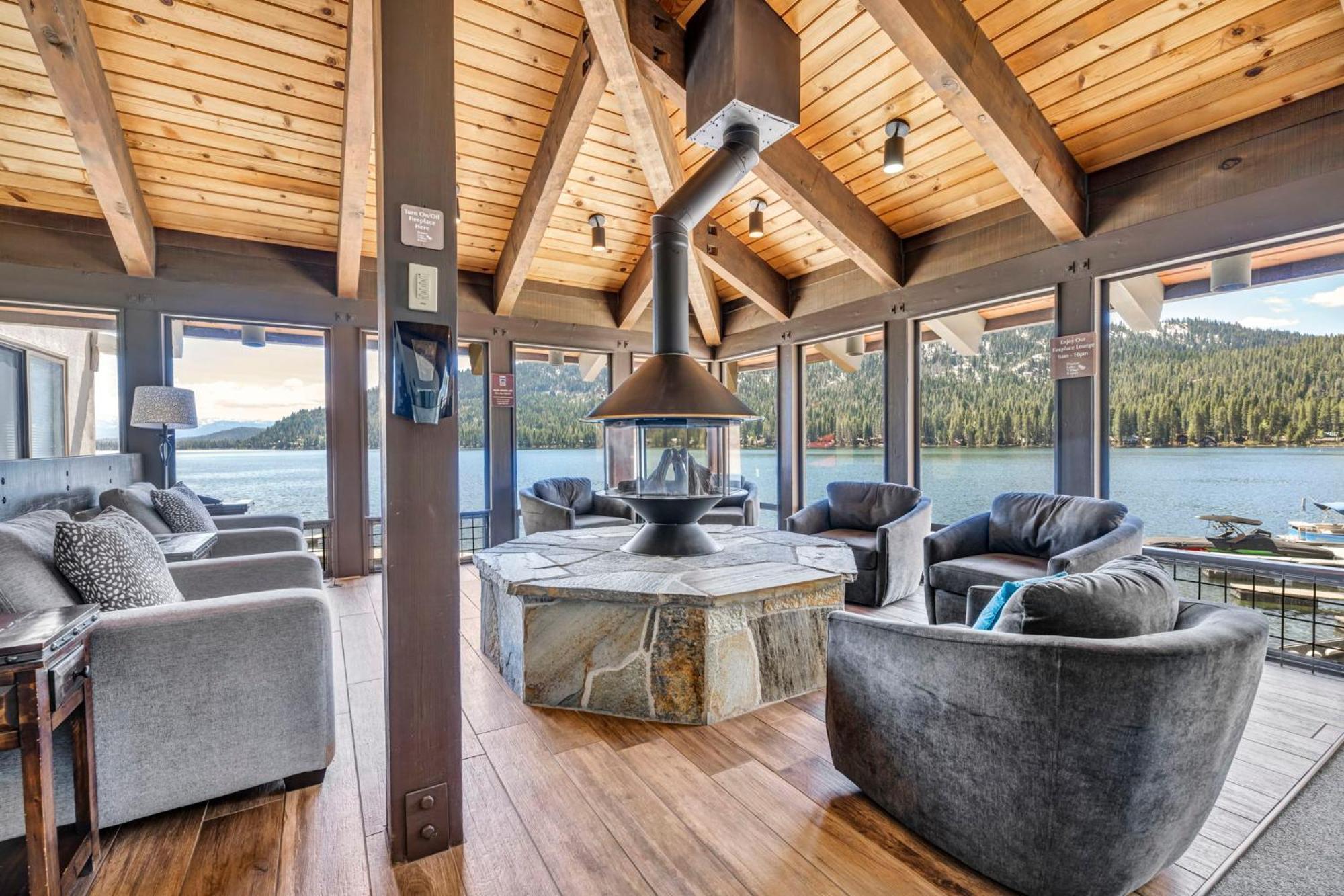 Cozy Studio W/Kitchenette Easily Accessible #113 At Donner Lake Village Truckee Buitenkant foto